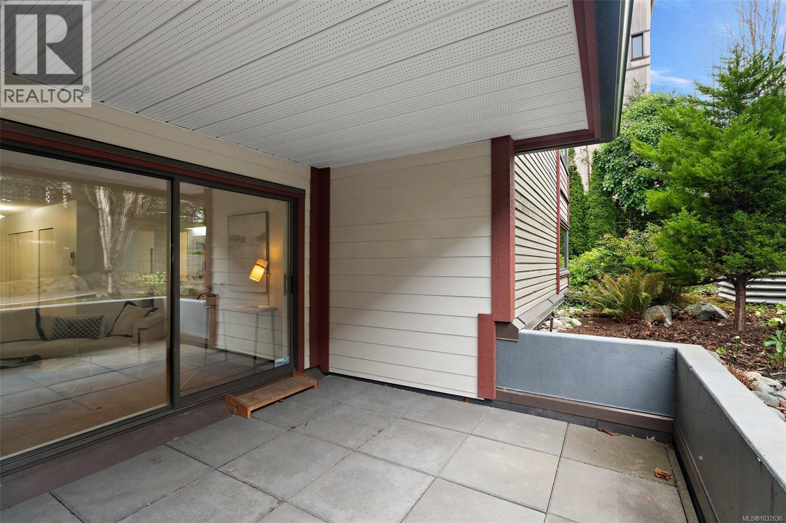 #103 420 Parry St - 23