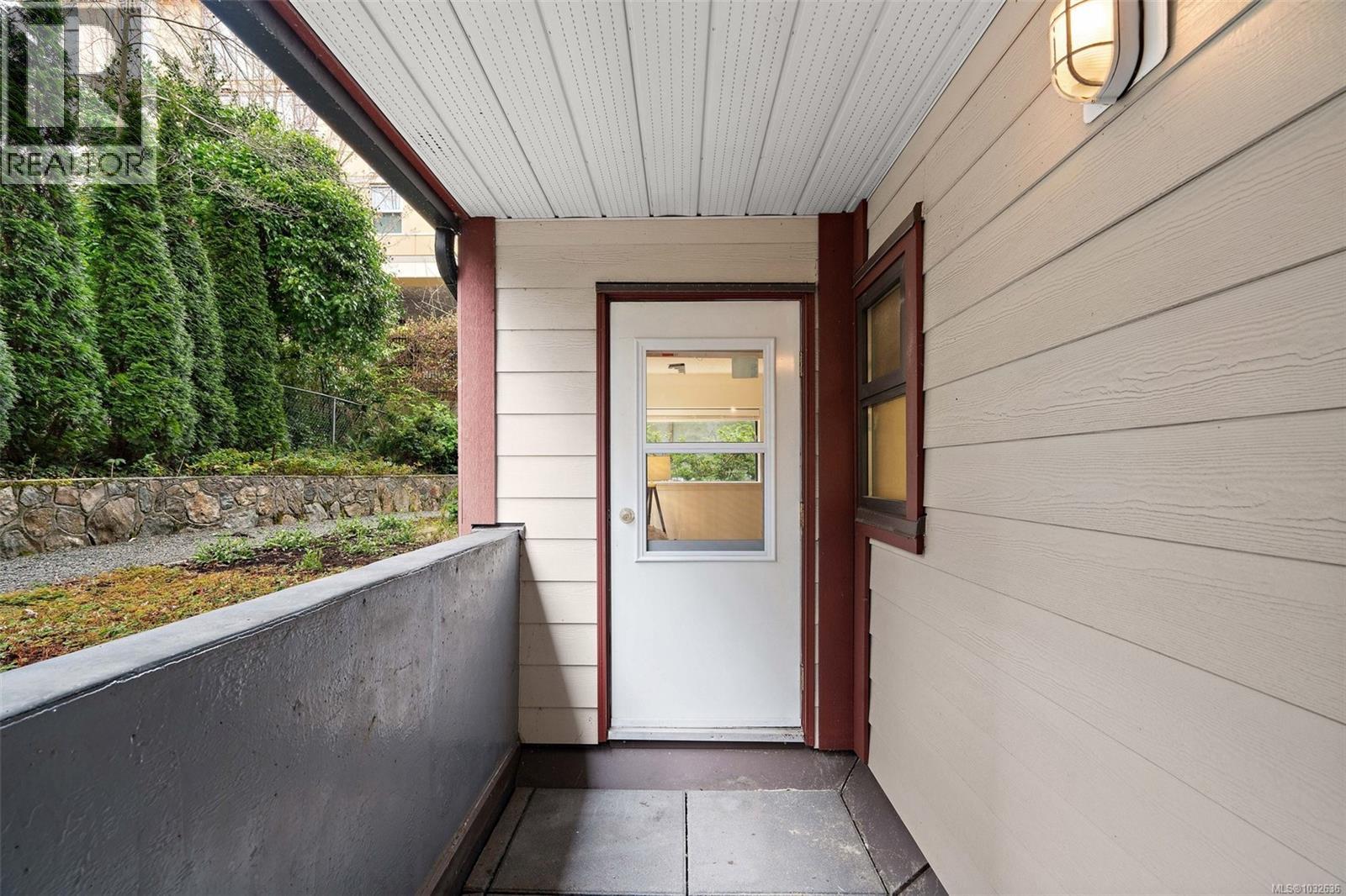 #103 420 Parry St - 24