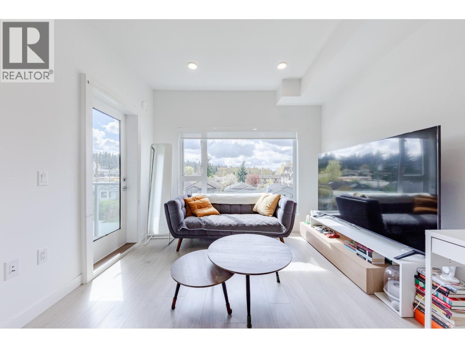 313 2345 RINDALL AVENUE, Port Coquitlam