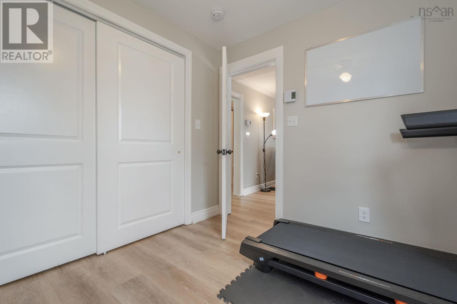 Property 27 of 31 of 1460 Park Road