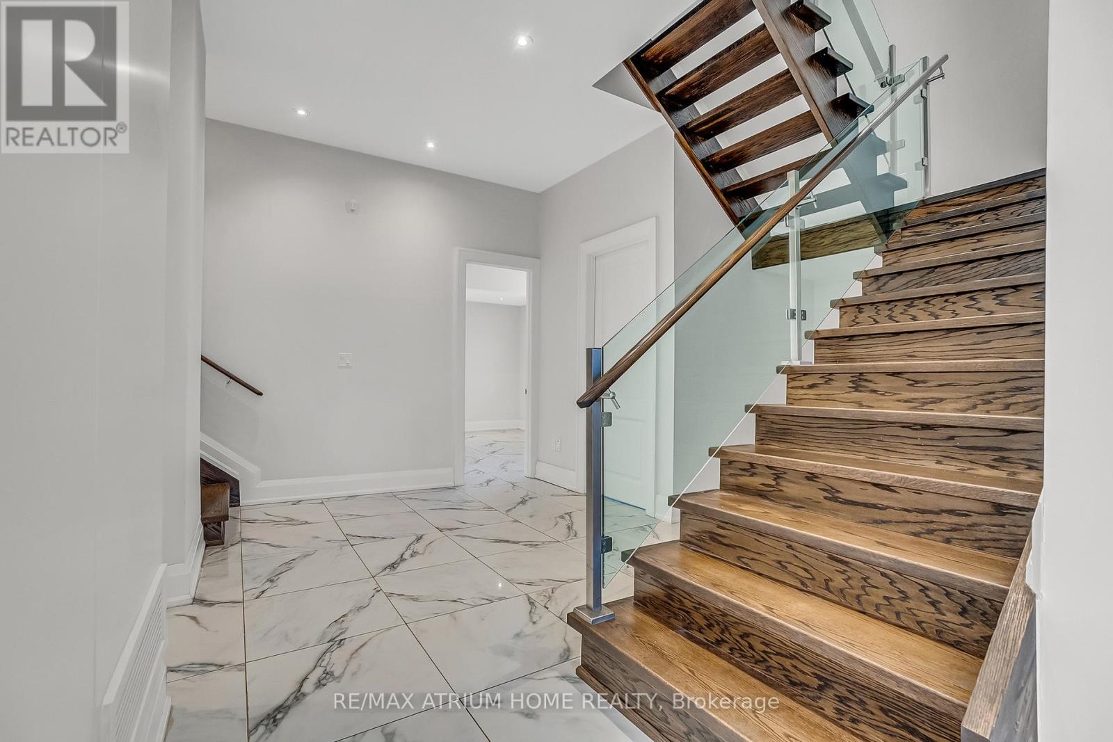 96 STUART AVENUE — photo 45