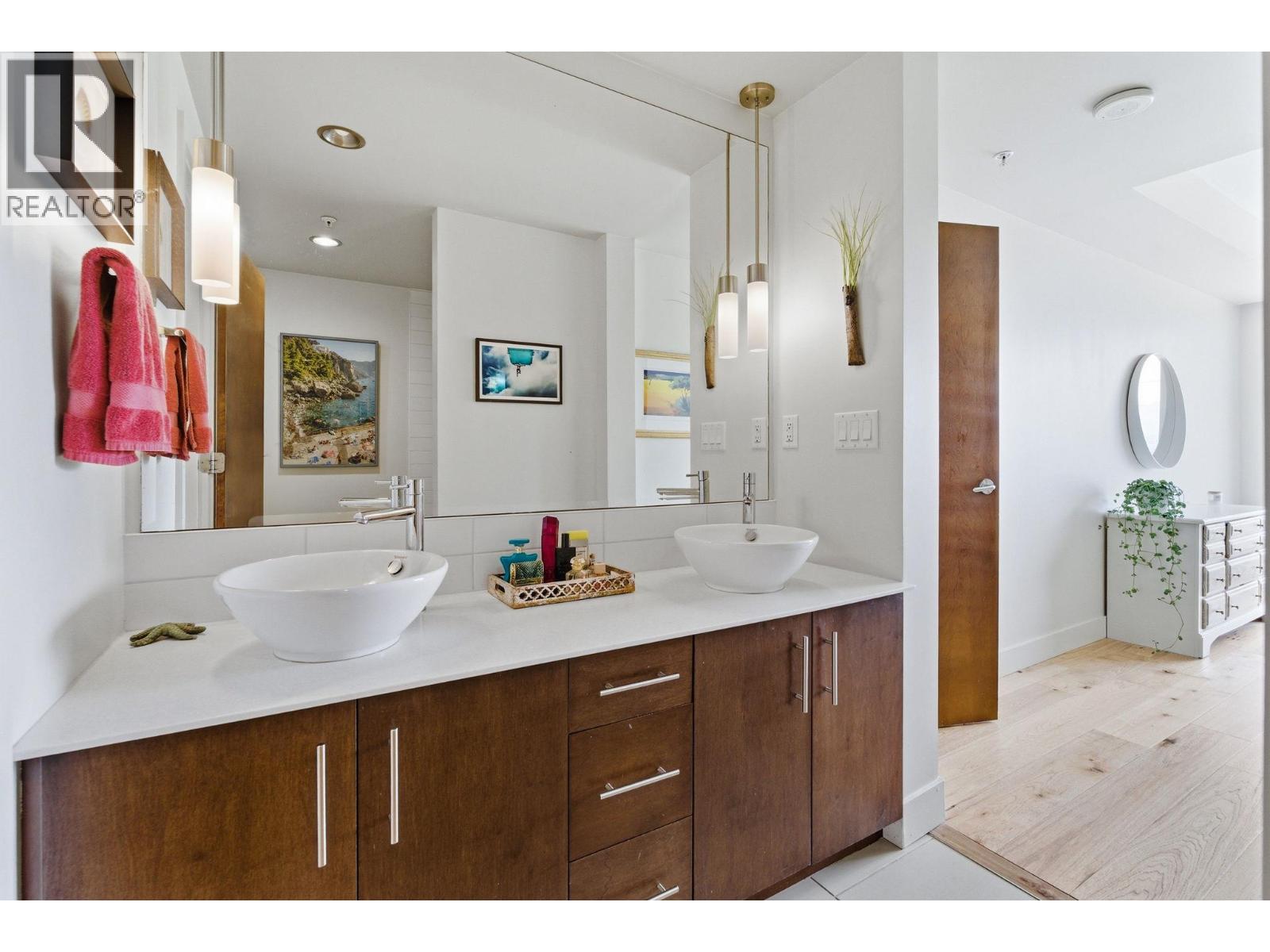 2040 Springfield Road Unit# 402, Kelowna