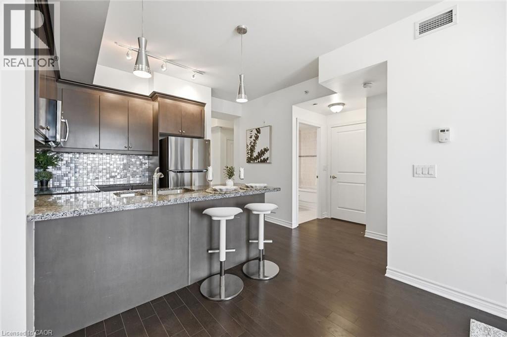 2300 UPPER MIDDLE Road W Unit# 304, Oakville, Ontario, L6M0T4 — Photo 11