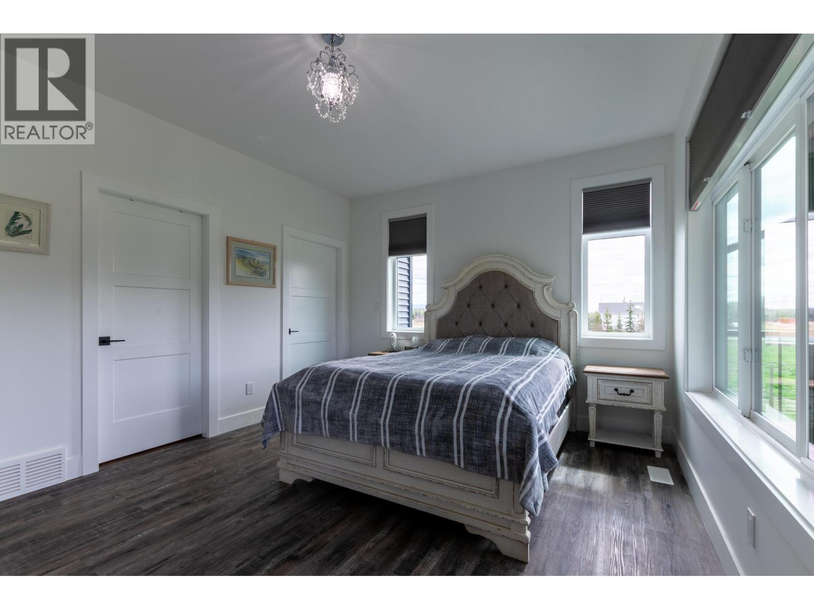 7400 TABORVIEW DRIVE - 27