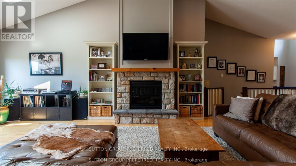 13315 WESTBURY DRIVE - 25
