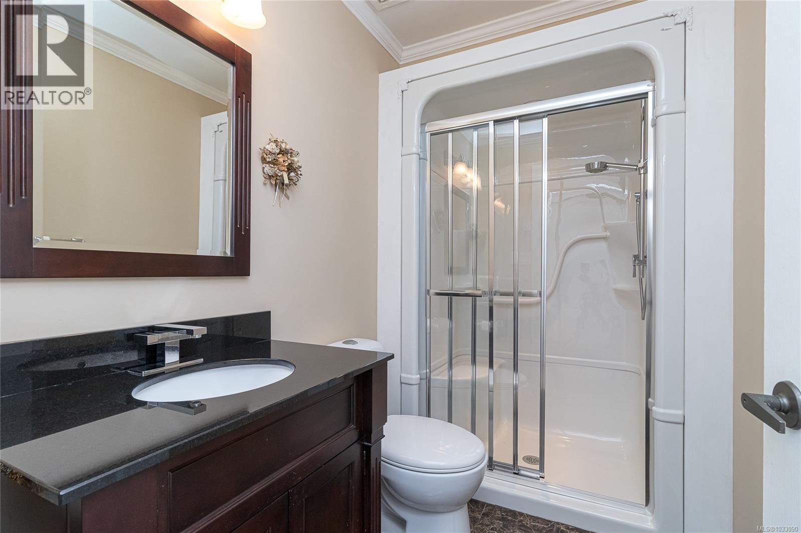 532 Marine View, Cobble Hill