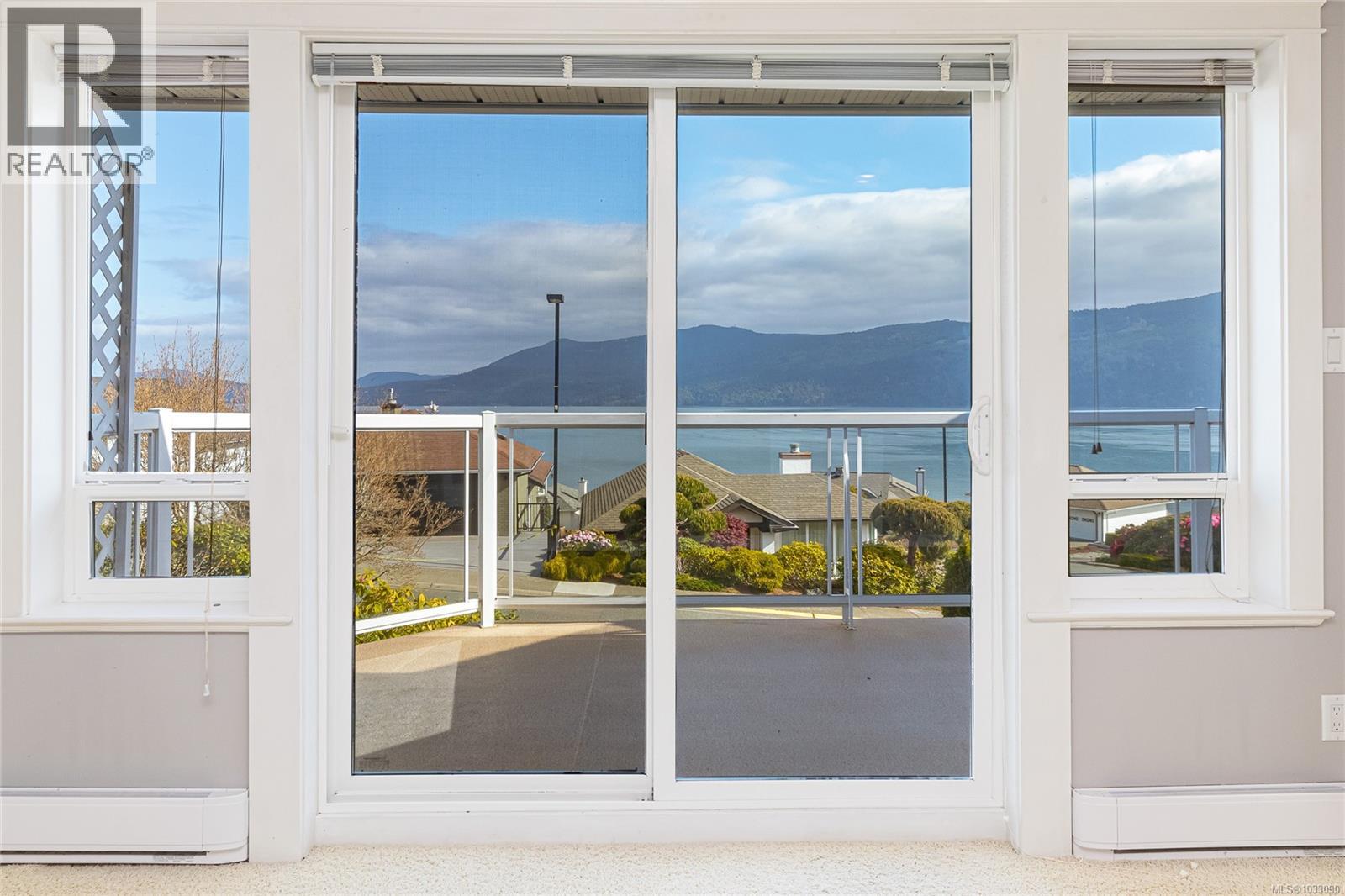 532 Marine View, Cobble Hill