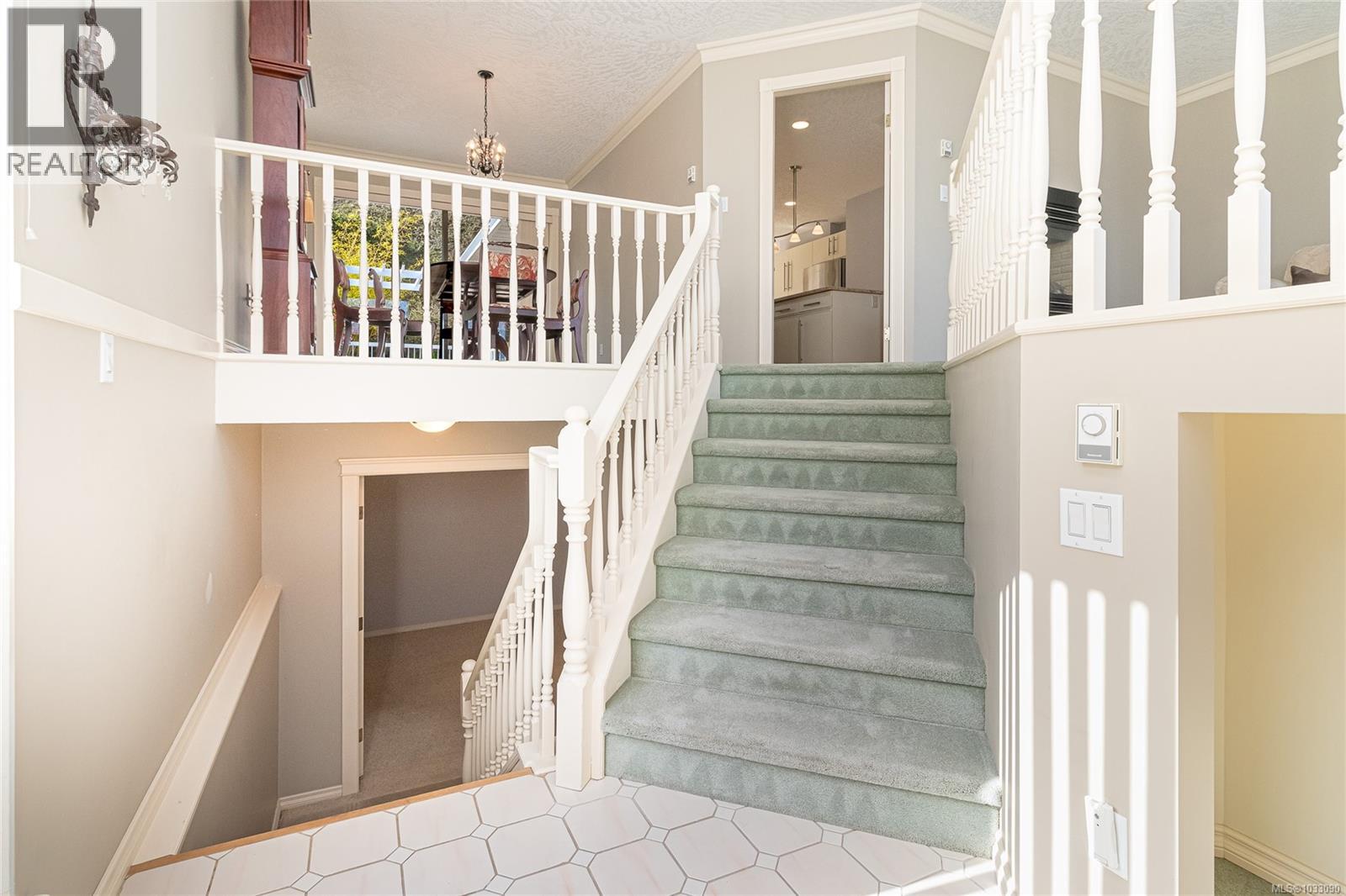 532 Marine View, Cobble Hill