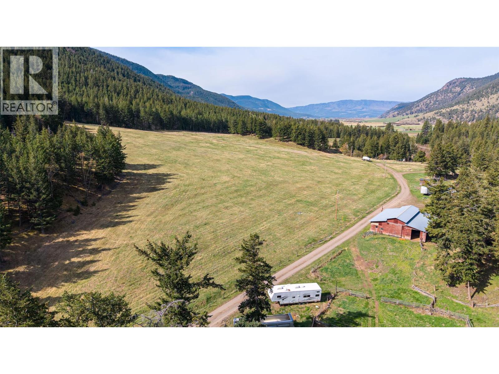 6142 Falkland Road - 72