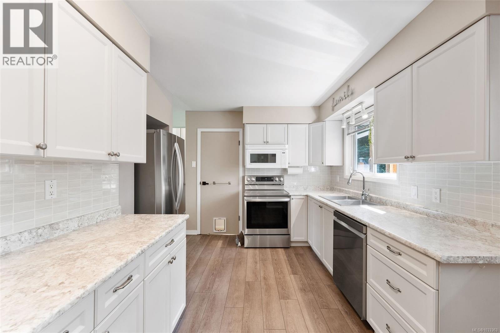 1931 Cinnabar Dr - 14