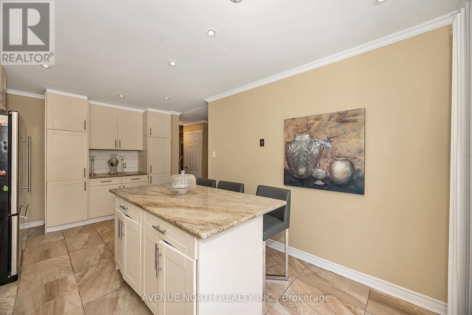 365 LEFEBVRE WAY — photo 11