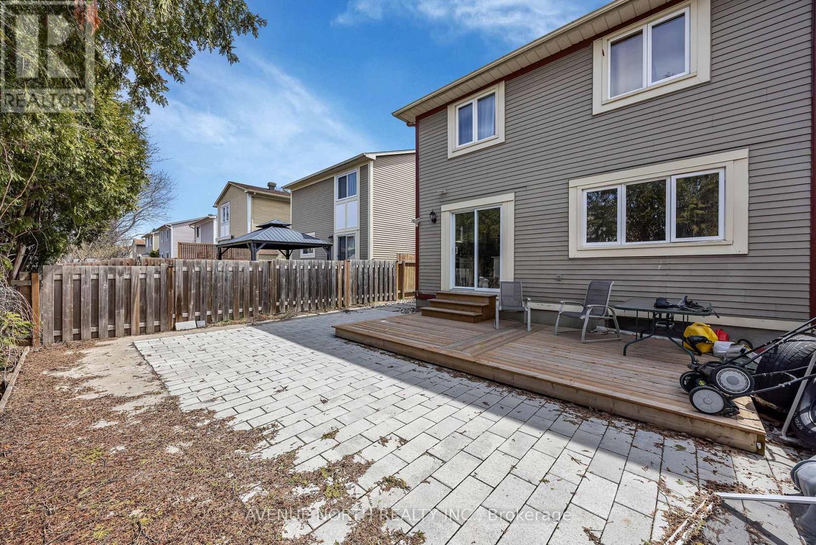 365 LEFEBVRE WAY — photo 44
