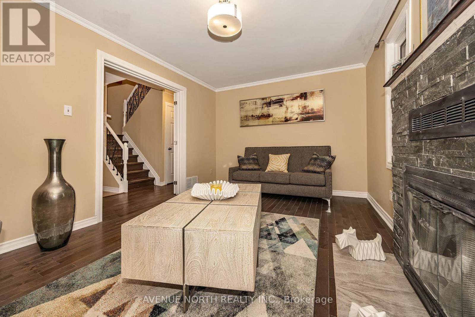 365 LEFEBVRE WAY — photo 8