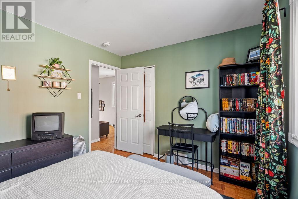 217 DOVERCOURT AVENUE - 14