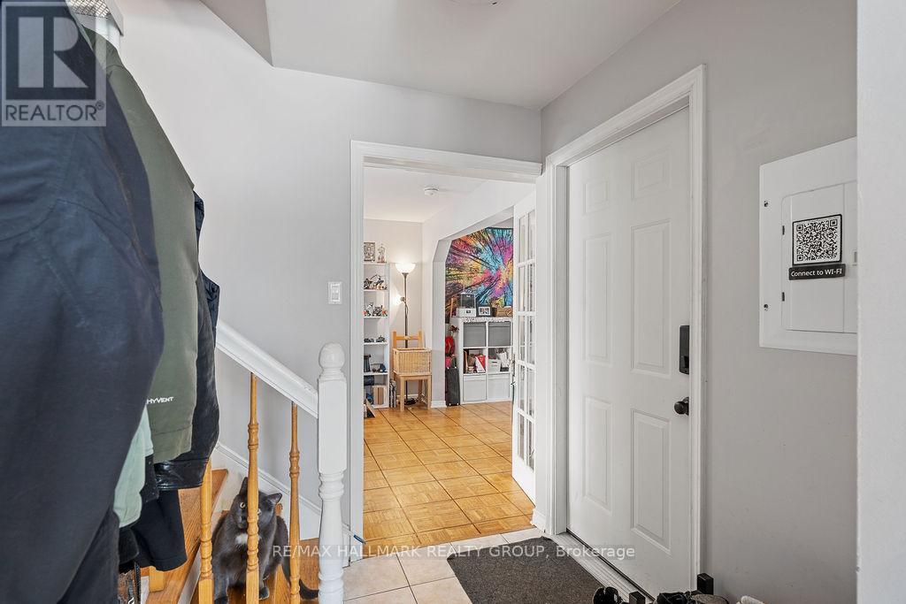 217 DOVERCOURT AVENUE - 20