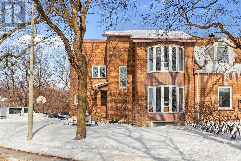 217 DOVERCOURT AVENUE - 3