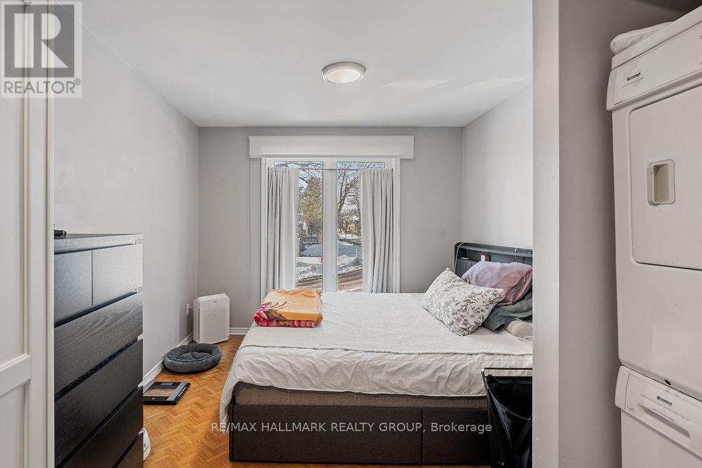 217 DOVERCOURT AVENUE — photo 33