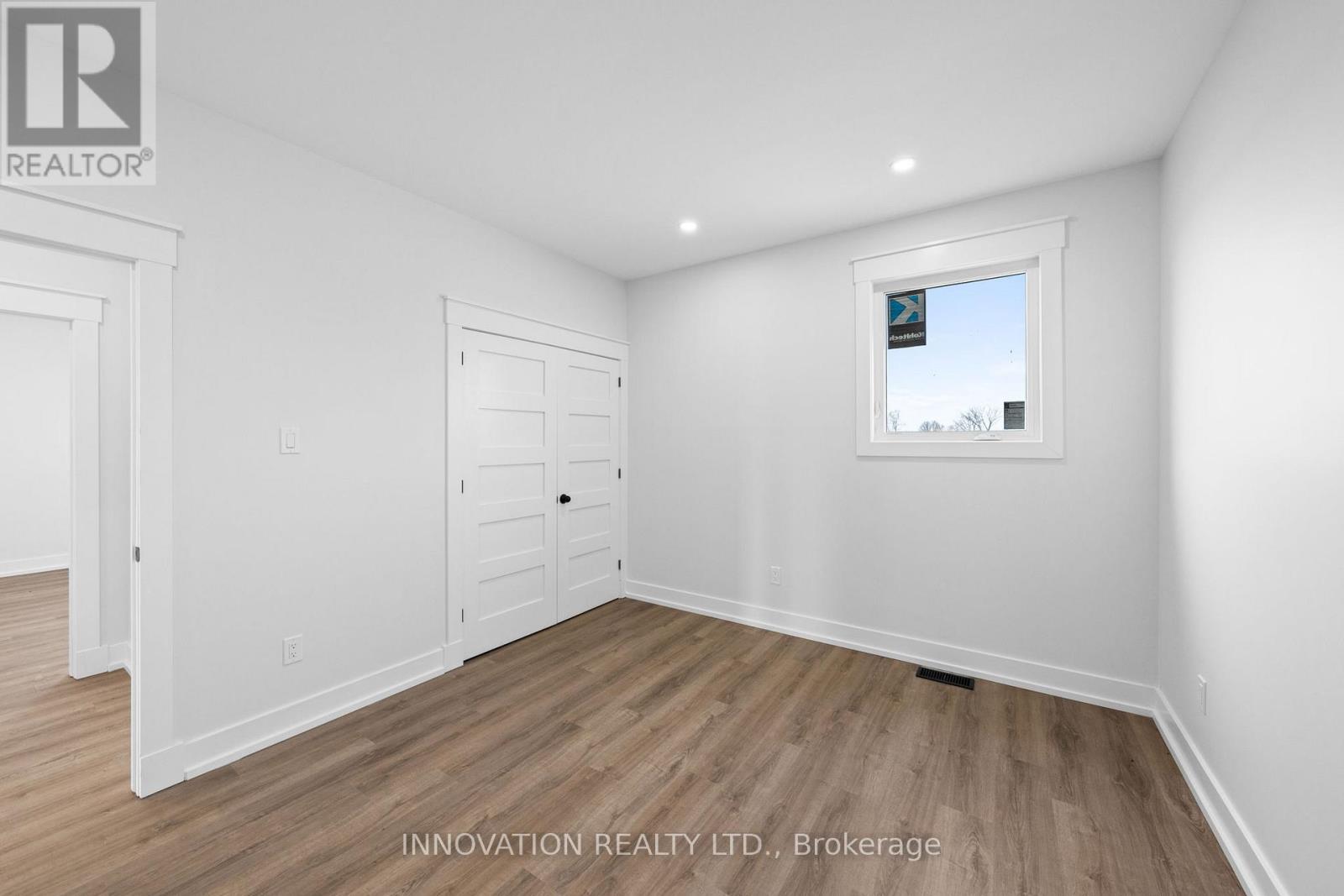 800 FORD ROAD - 28