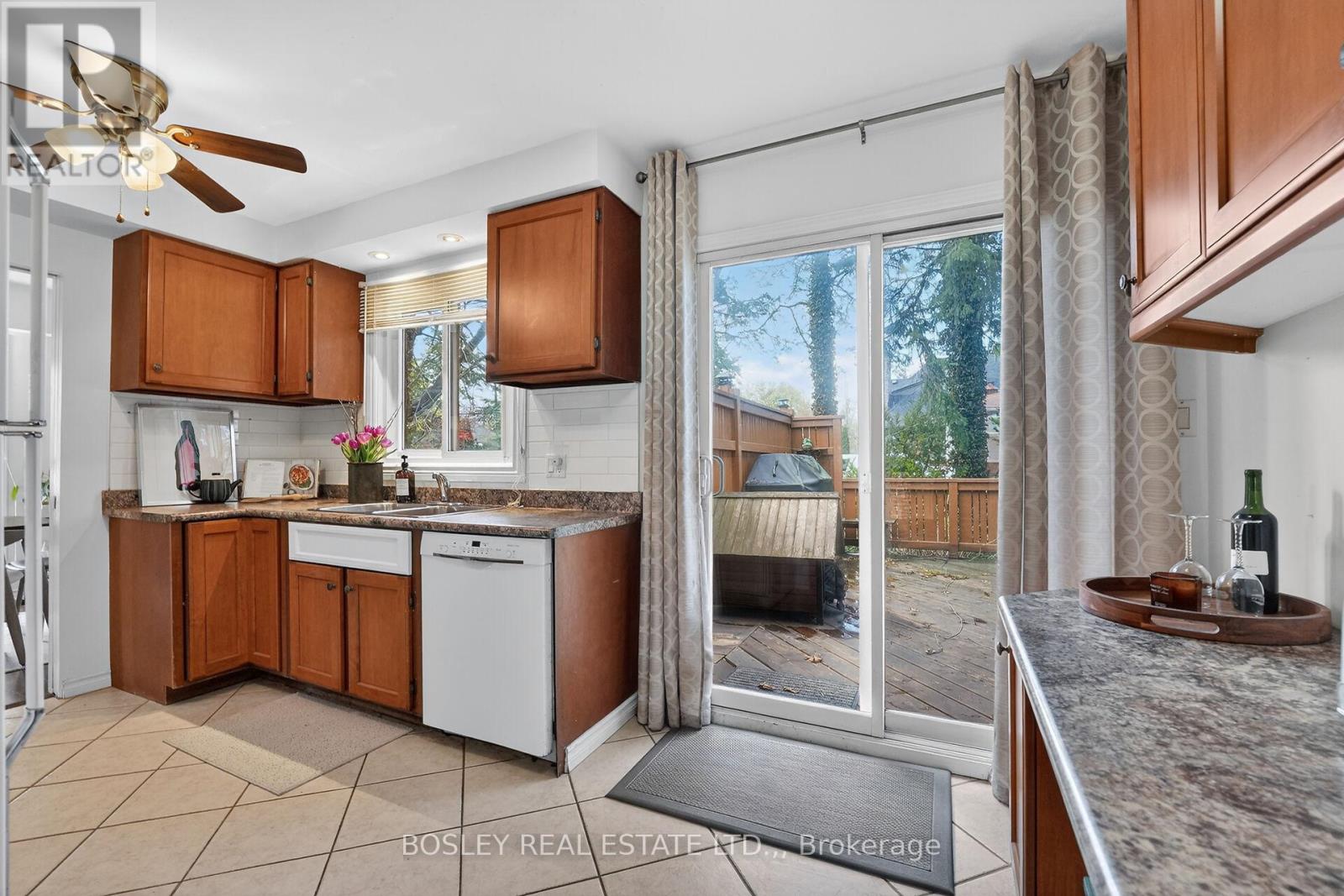 561 KING STREET - 11