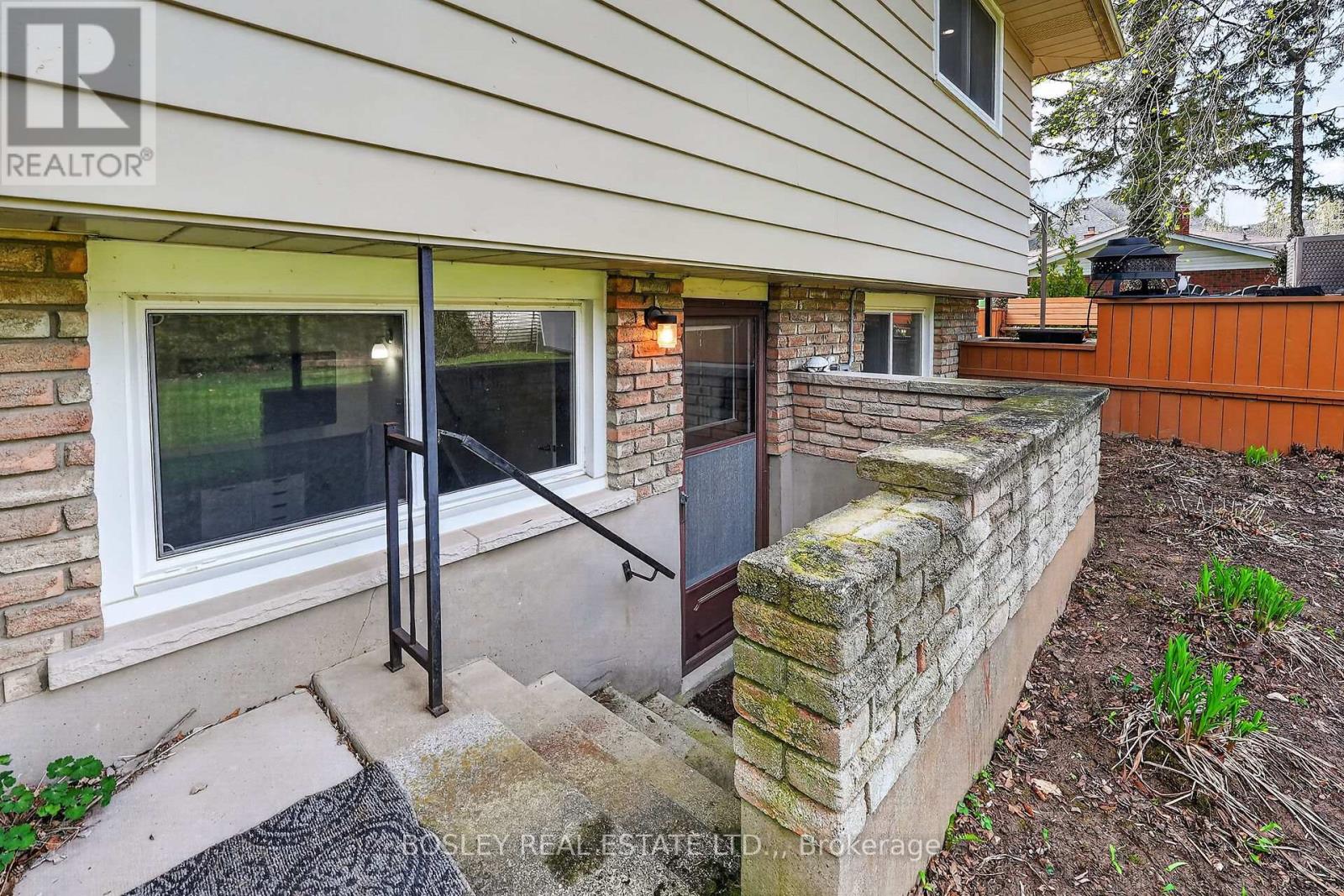 561 KING STREET - 29