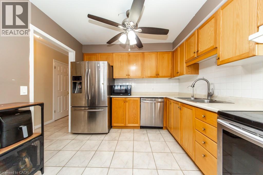#34 346 HIGHLAND Road W Unit# 34 - 6