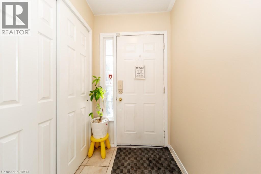 #34 346 HIGHLAND Road W Unit# 34 - 11