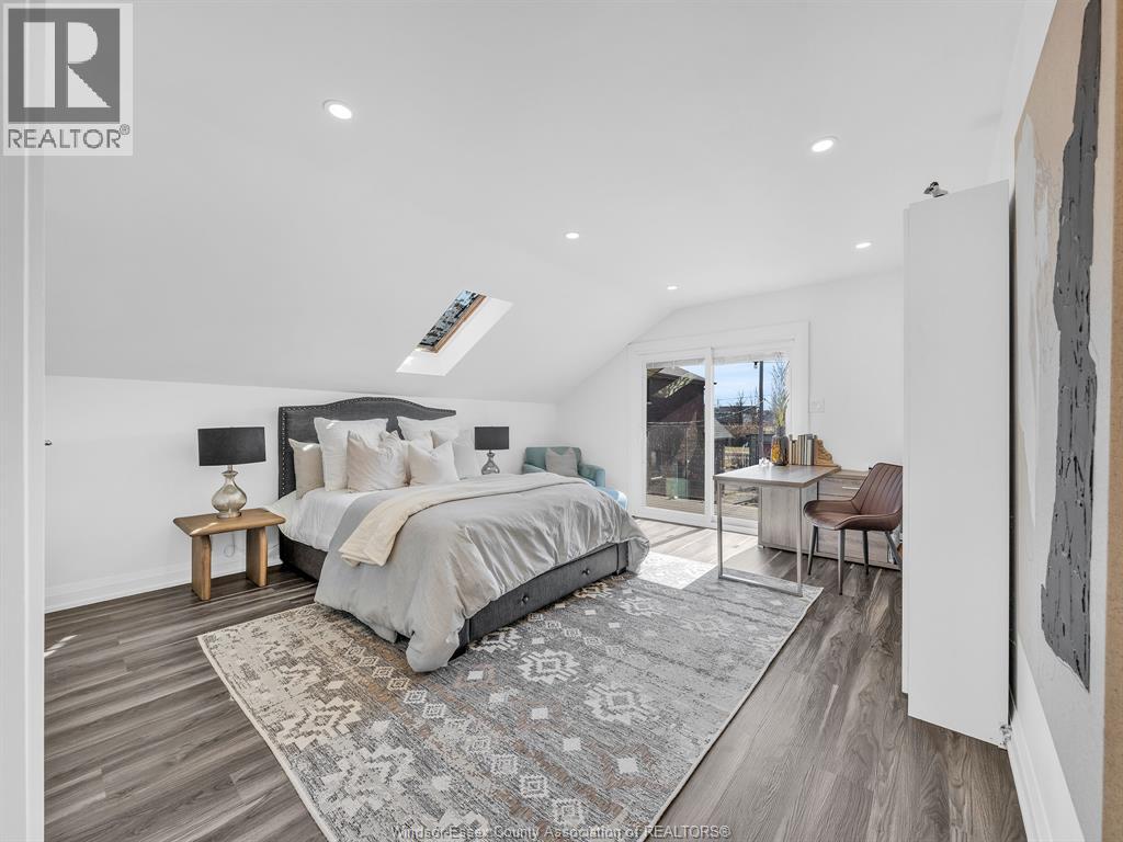 1206 SHORELINE AVENUE - 20