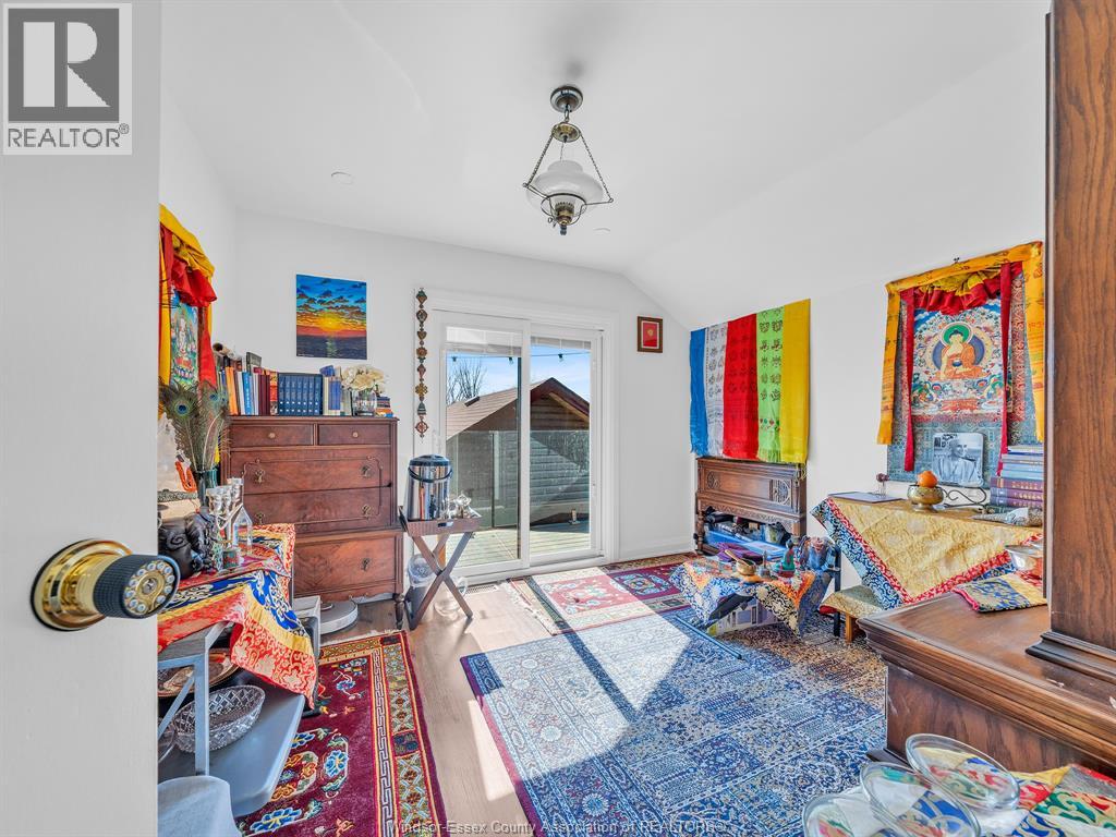 1206 SHORELINE AVENUE - 27