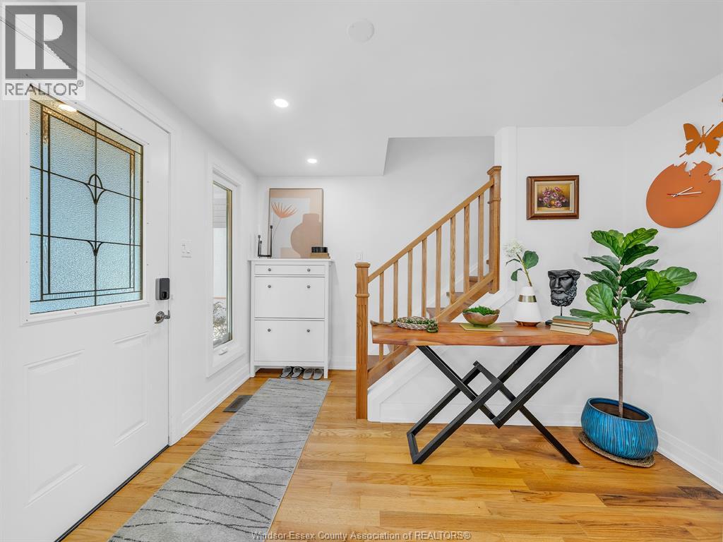 1206 SHORELINE AVENUE - 7