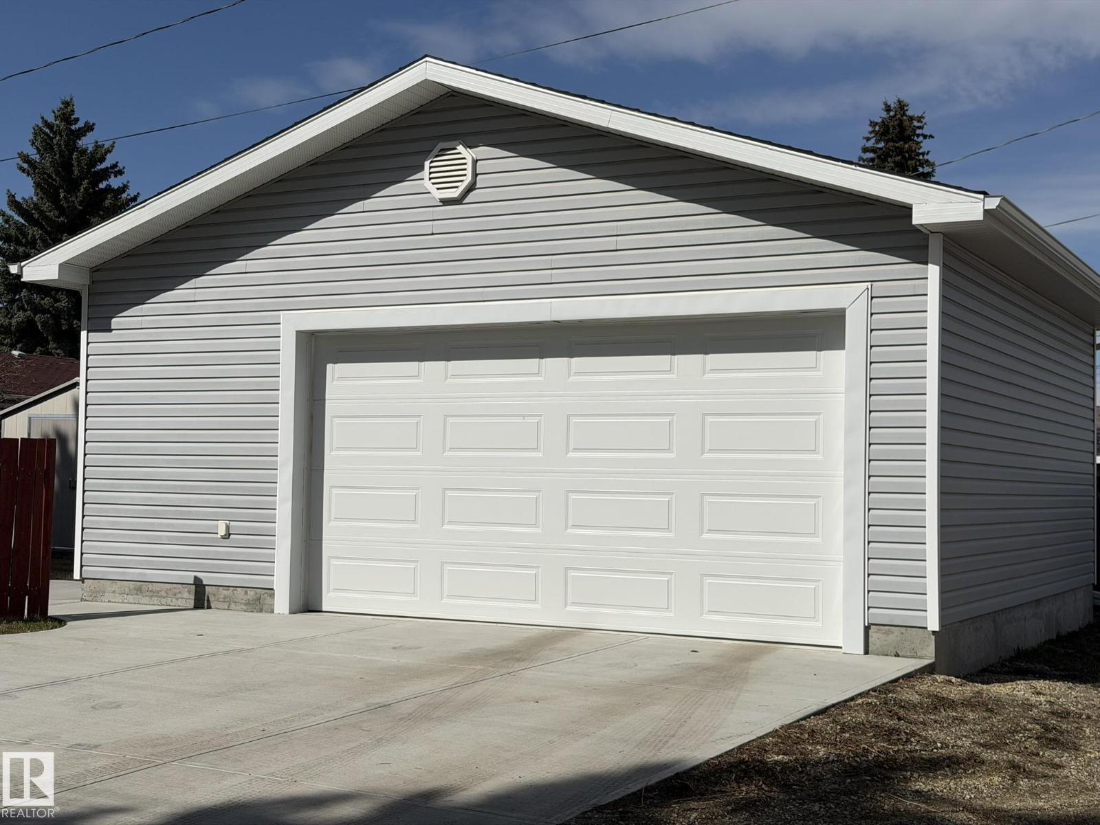 13437 118 ST NW, Edmonton
