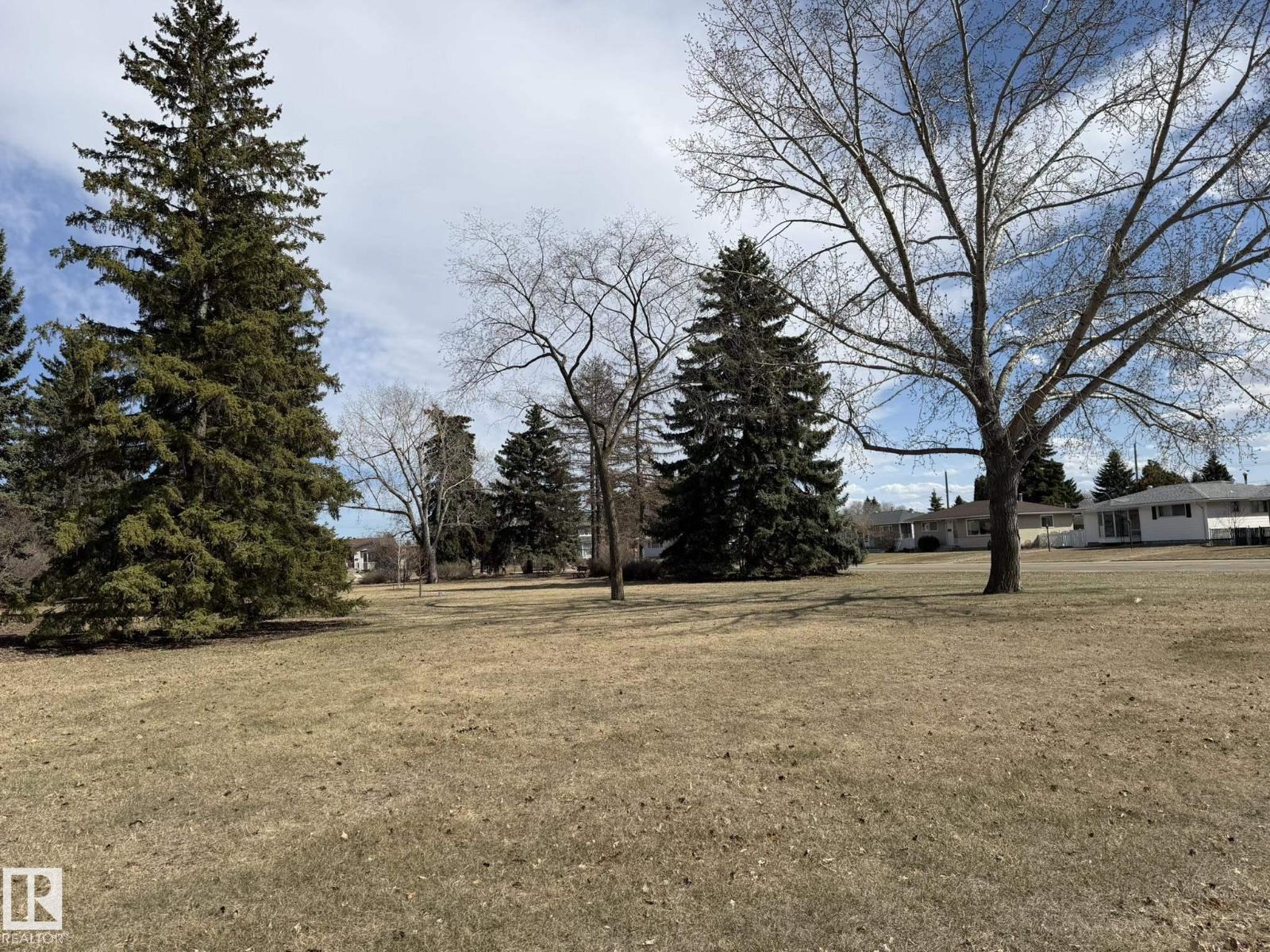 13437 118 ST NW, Edmonton
