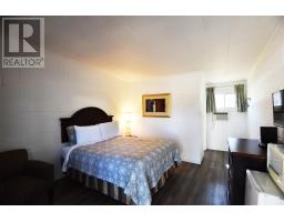 1515 Trunk Rd, Sault Ste  Marie, ON P6A6X9 Photo 38
