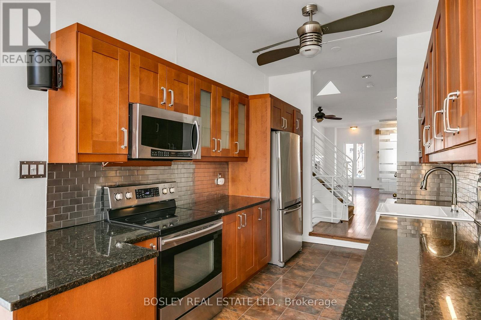 25 SALISBURY AVENUE - 20
