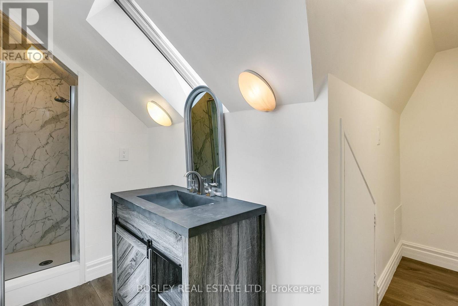 25 SALISBURY AVENUE - 32