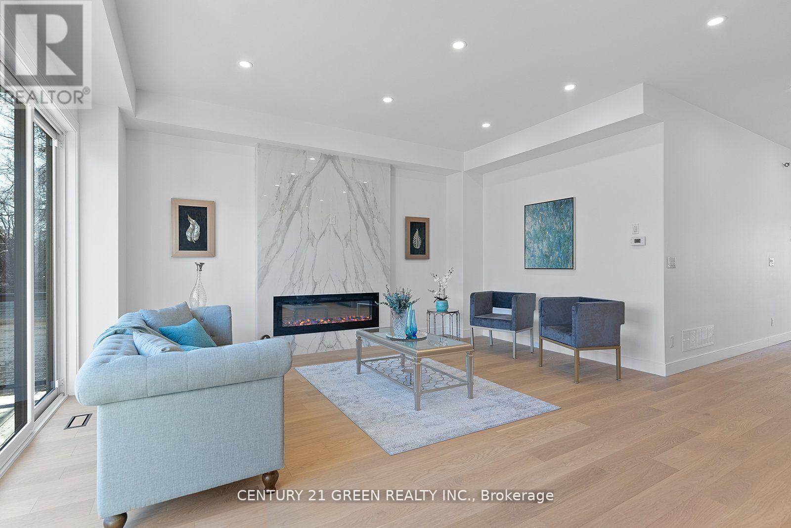 67 BEXHILL AVENUE — photo 11