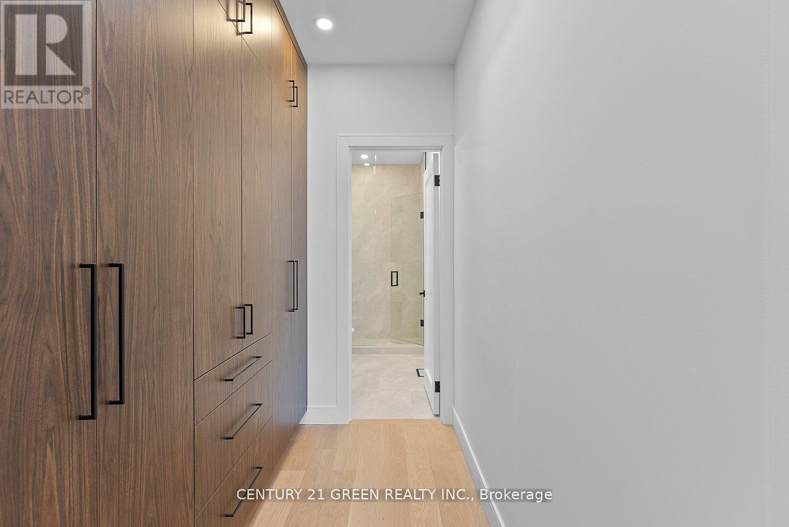 67 BEXHILL AVENUE - 26