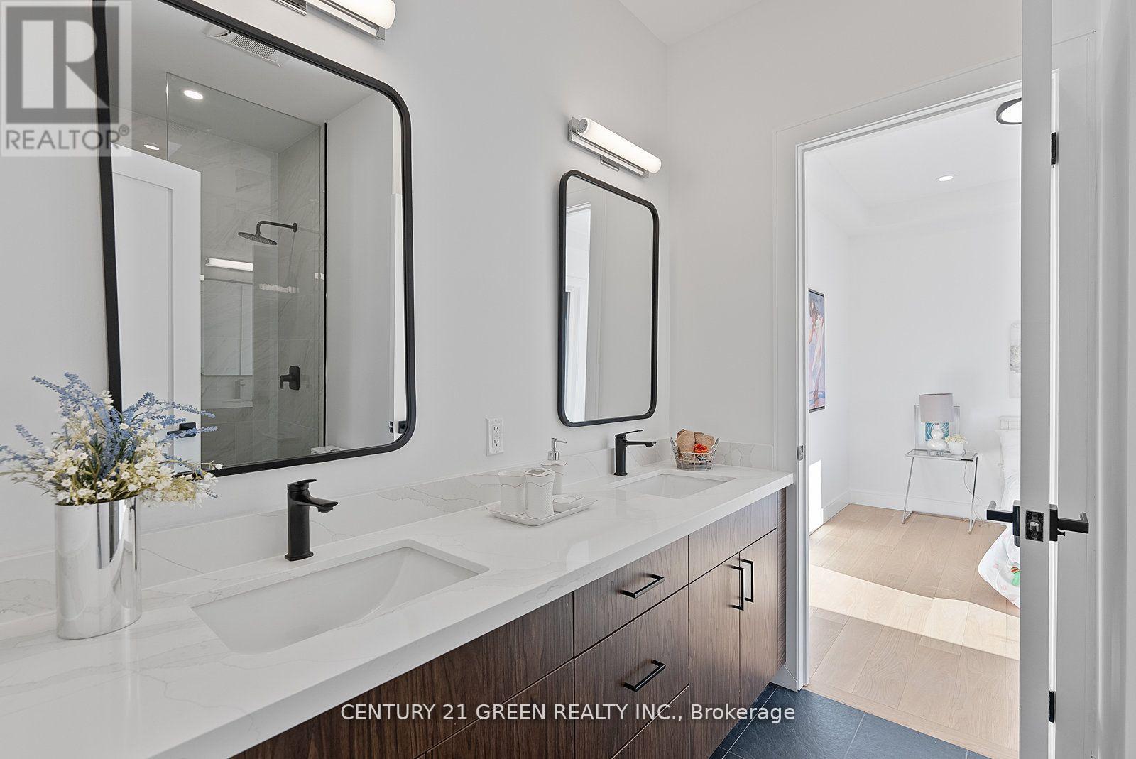 67 BEXHILL AVENUE - 30
