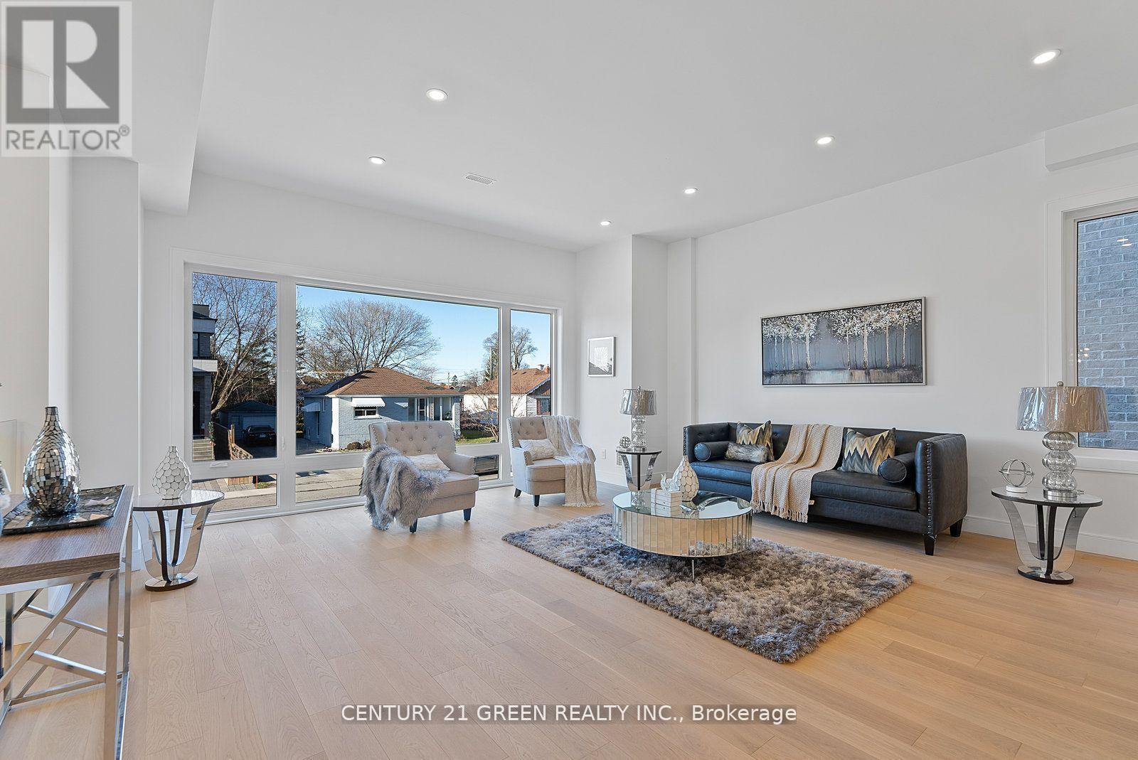 67 BEXHILL AVENUE - 4