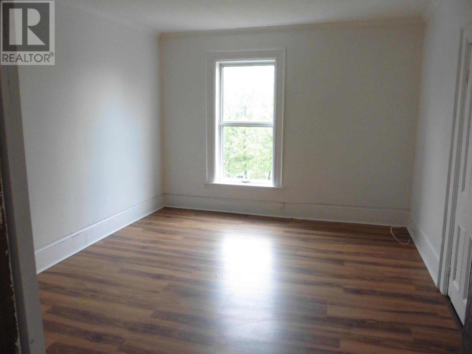 36-38 Upper Hillsborough Street - 11