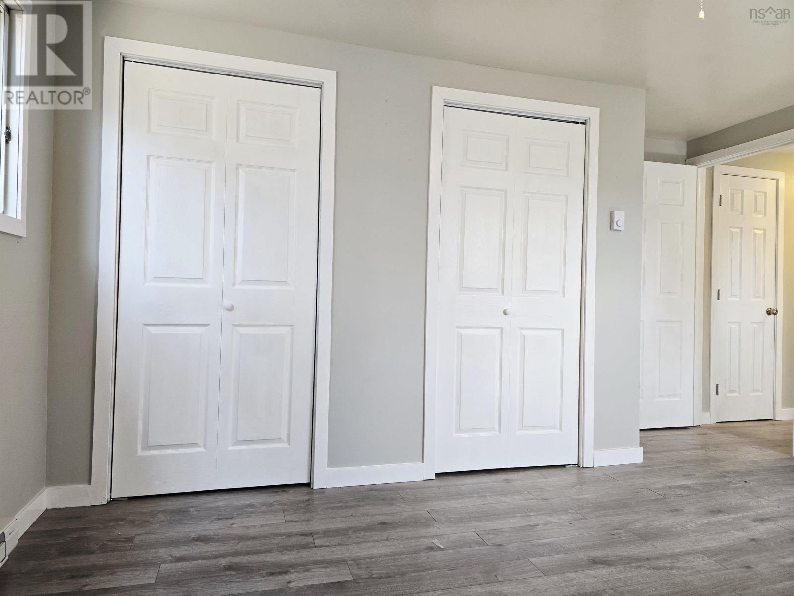 Property 16 of 22 of 34 Sixth Street