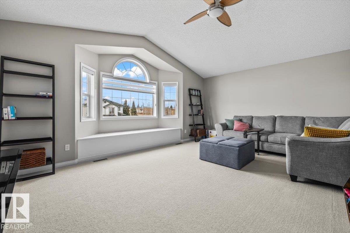 5 CAVAN RD, Sherwood Park