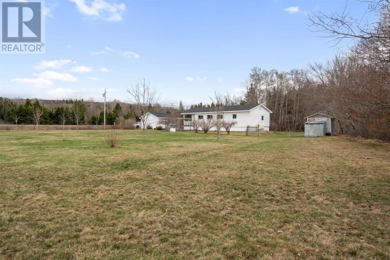 Property 37 of 42 of 2135 Highway 336