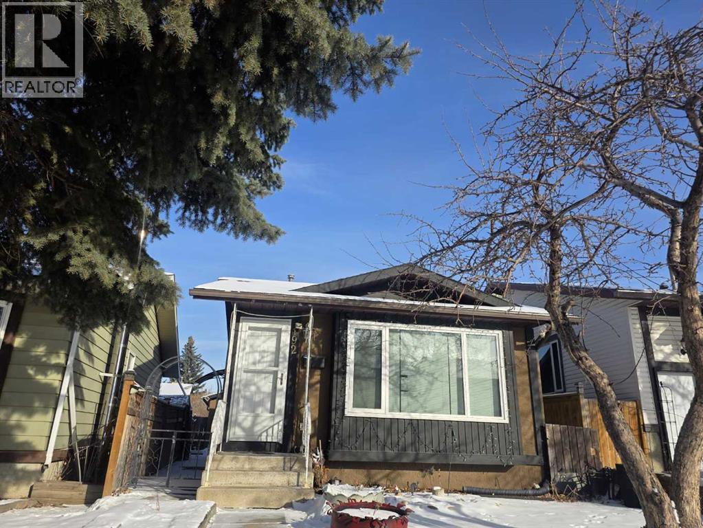 192 Templevale Road NE - 1