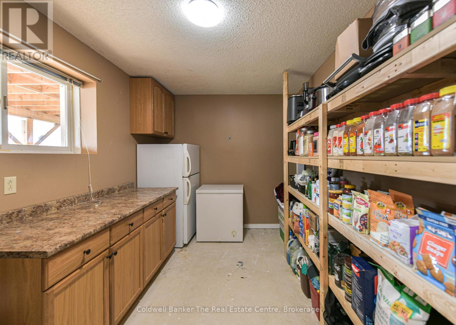 355 LOUISE STREET - 35