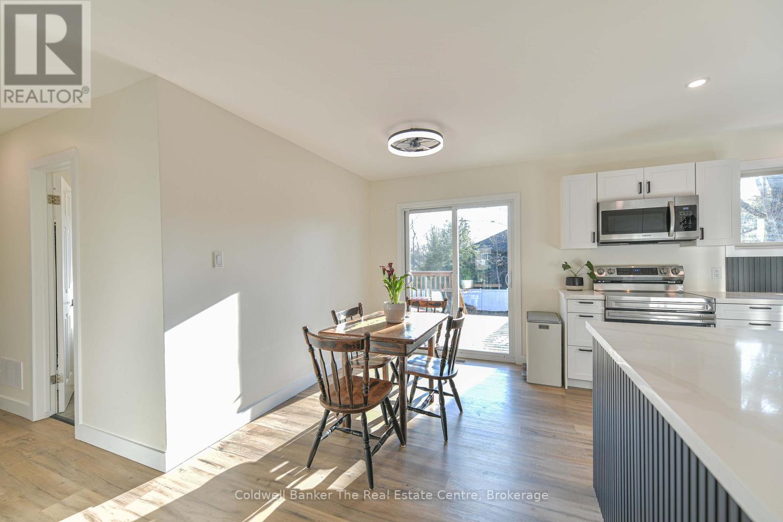 355 LOUISE STREET - 8