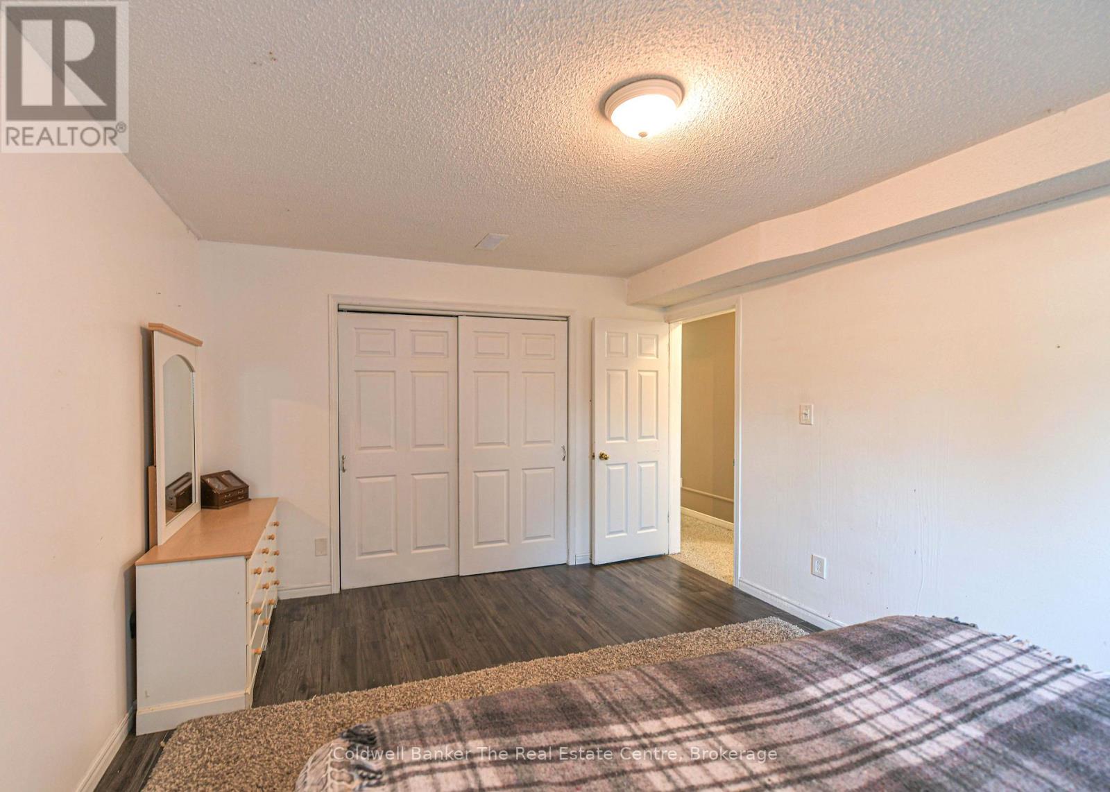 355 LOUISE STREET - 29
