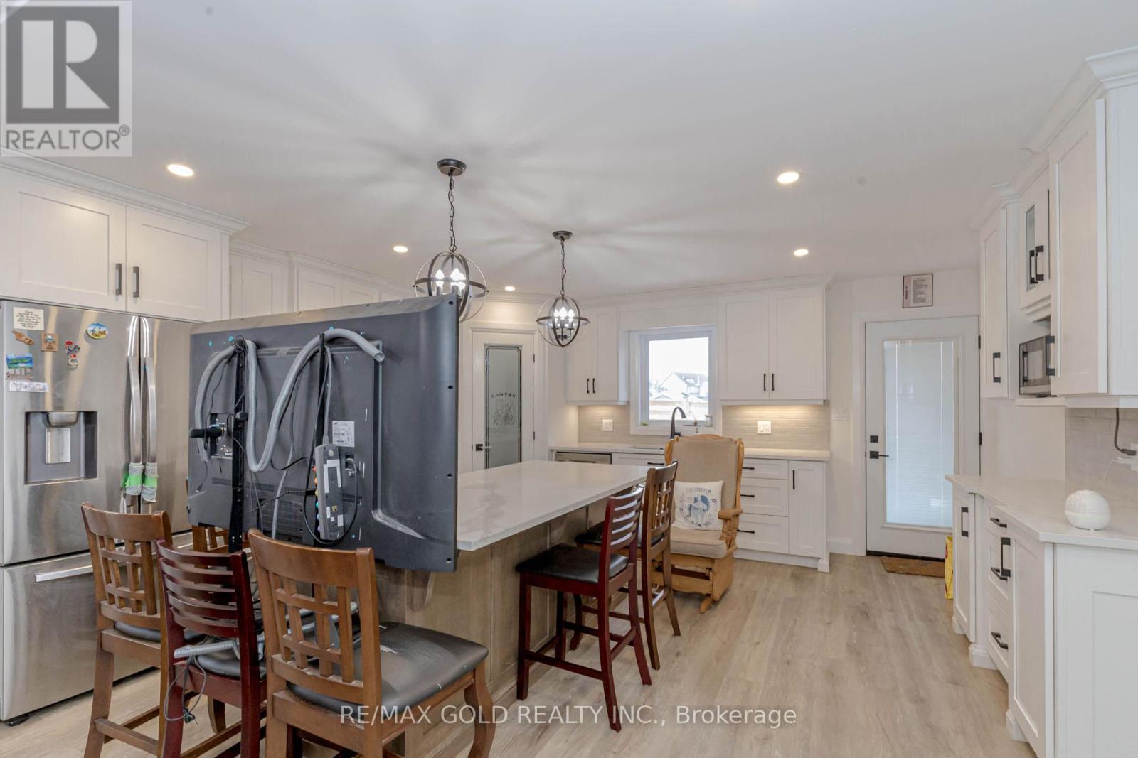 45 VICTORIA WAY — photo 14