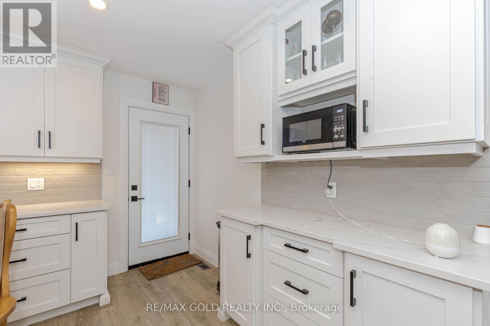 45 VICTORIA WAY — photo 15