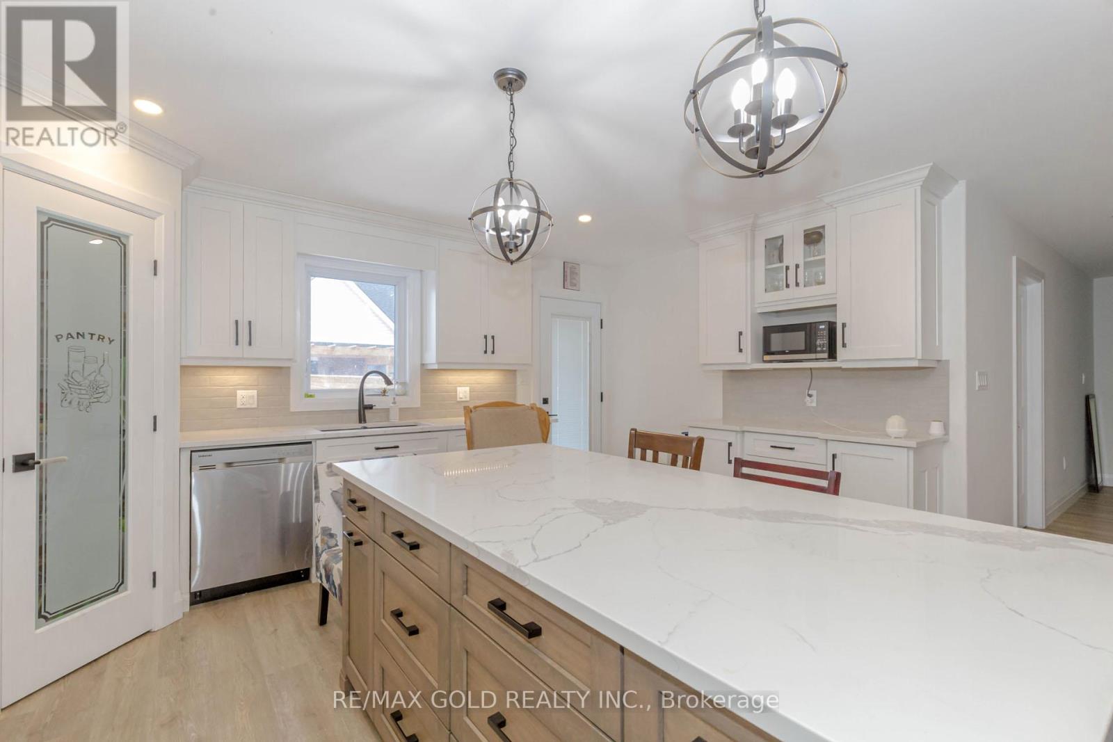 45 VICTORIA WAY — photo 20