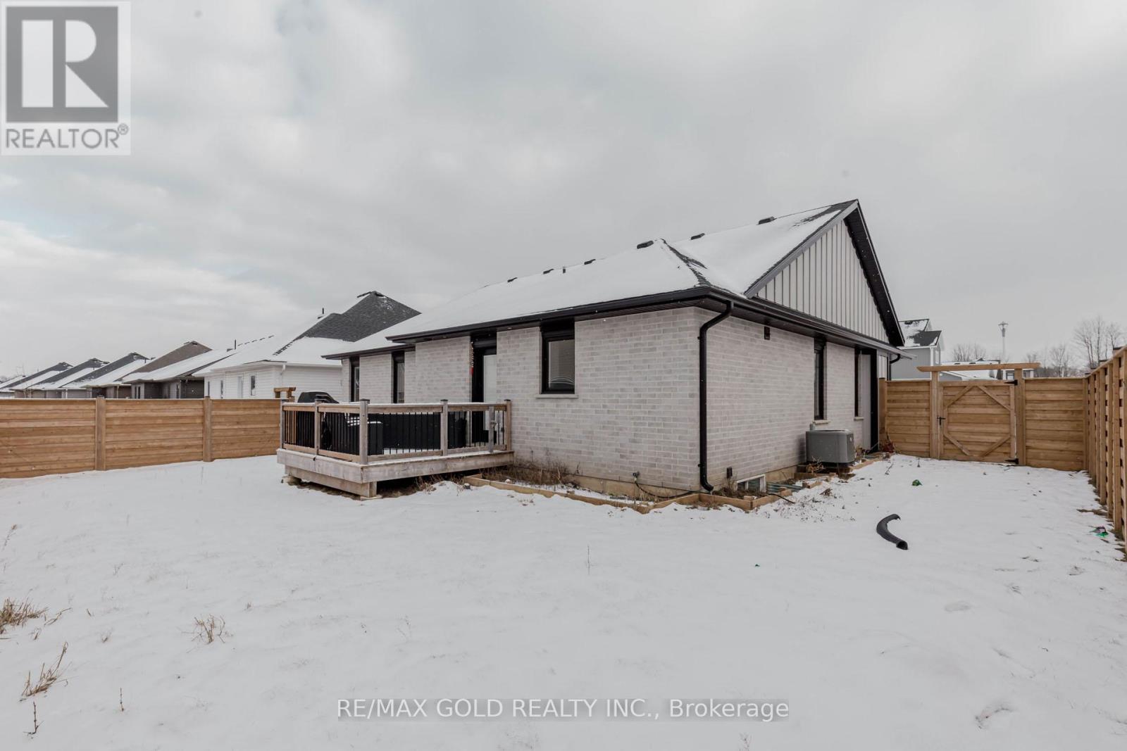 45 VICTORIA WAY — photo 49